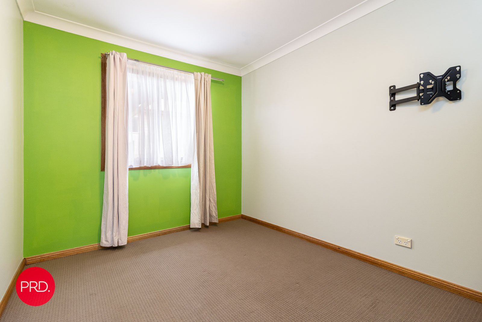268 Foxlow Street CAPTAINS FLAT 11