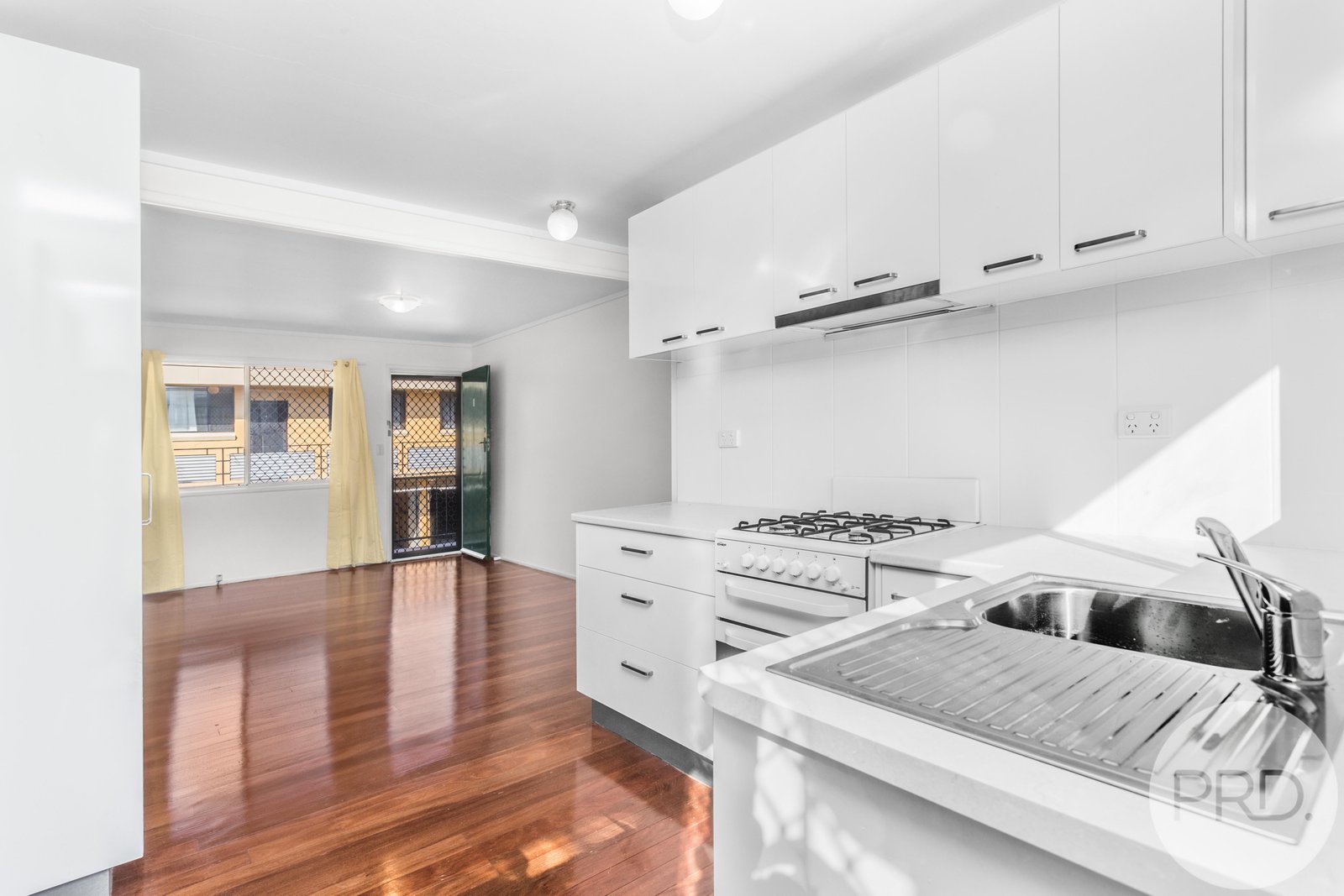 2/68 Jenner Street NUNDAH 5