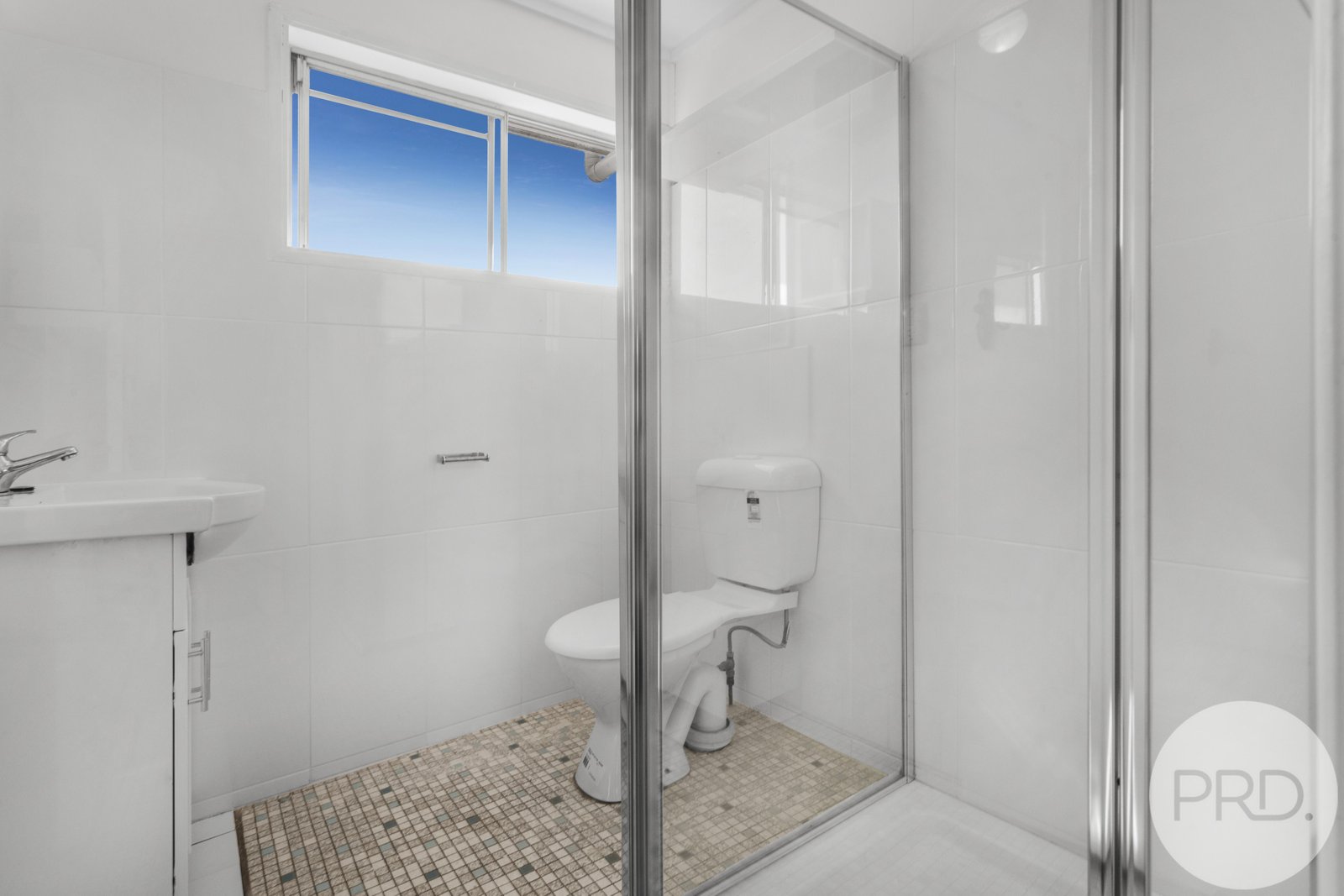 2/68 Jenner Street NUNDAH 15