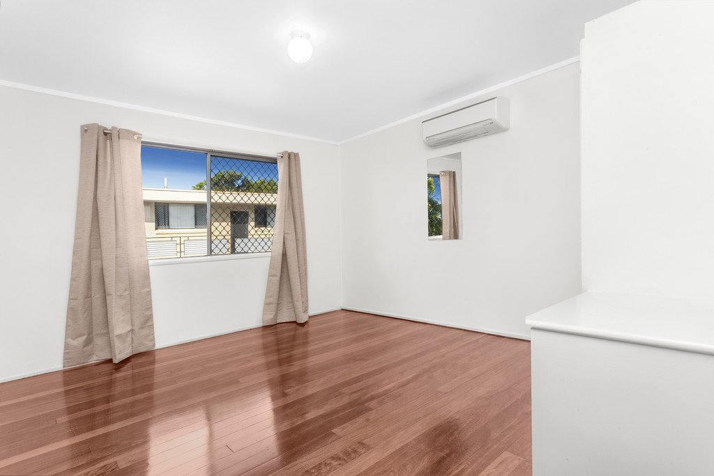 2/68 Jenner Street NUNDAH 1