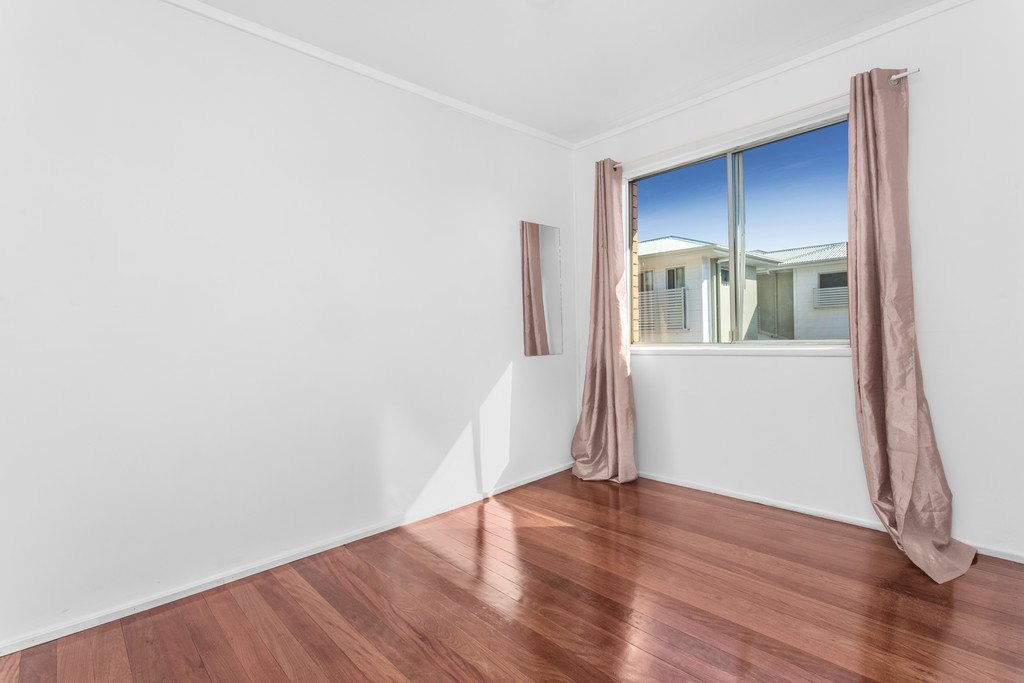 2/68 Jenner Street NUNDAH 9