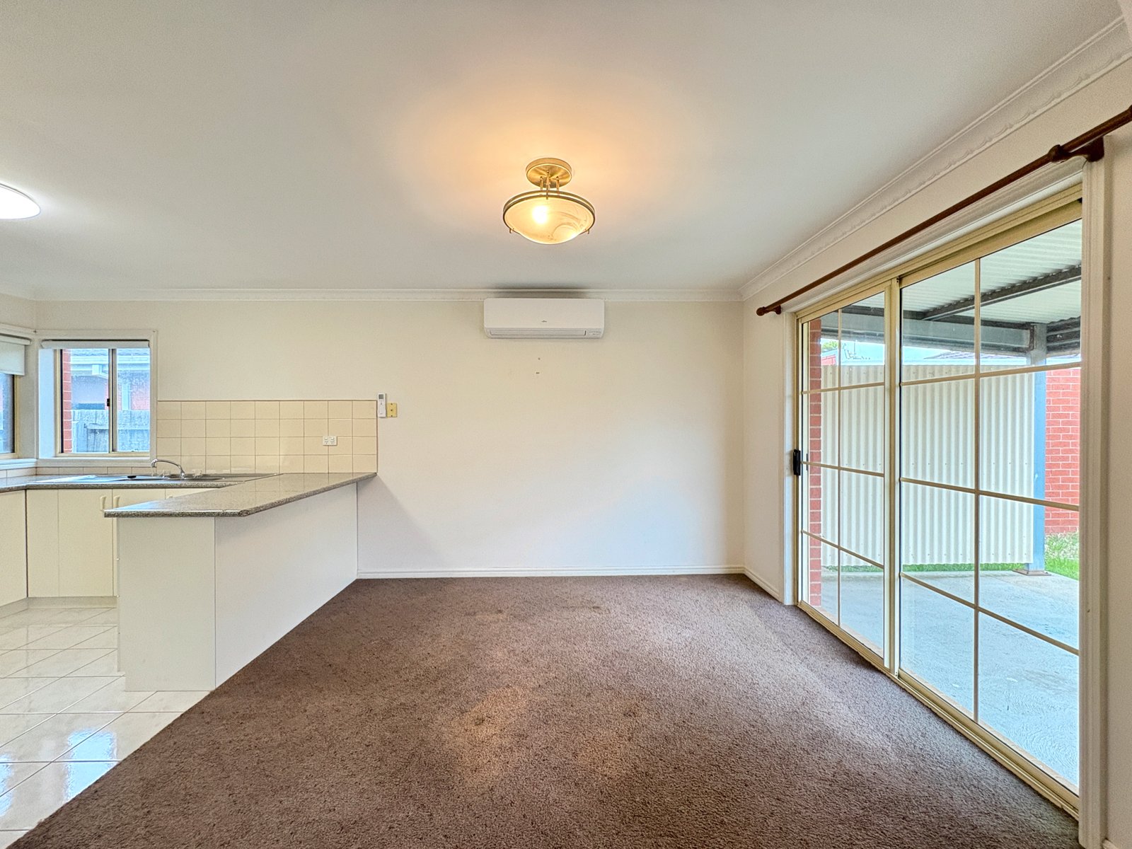 Gallery: 2/68 Marshalltown Road