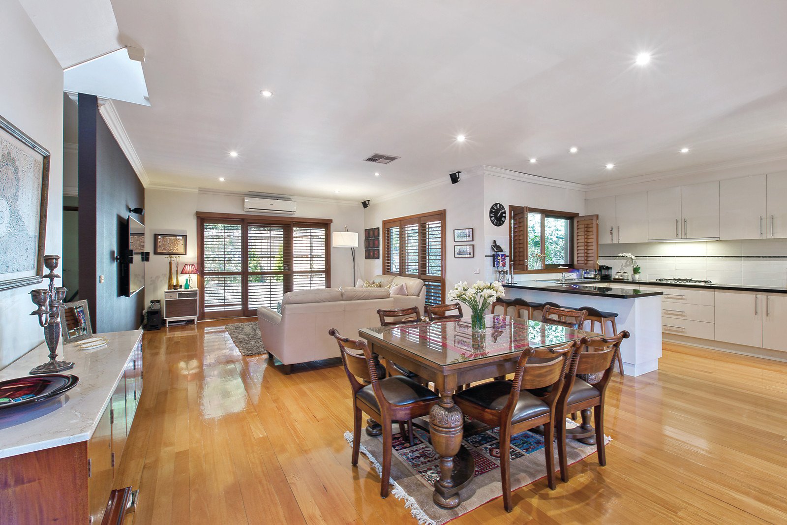 2/68 Sweyn Street, Balwyn North, VIC