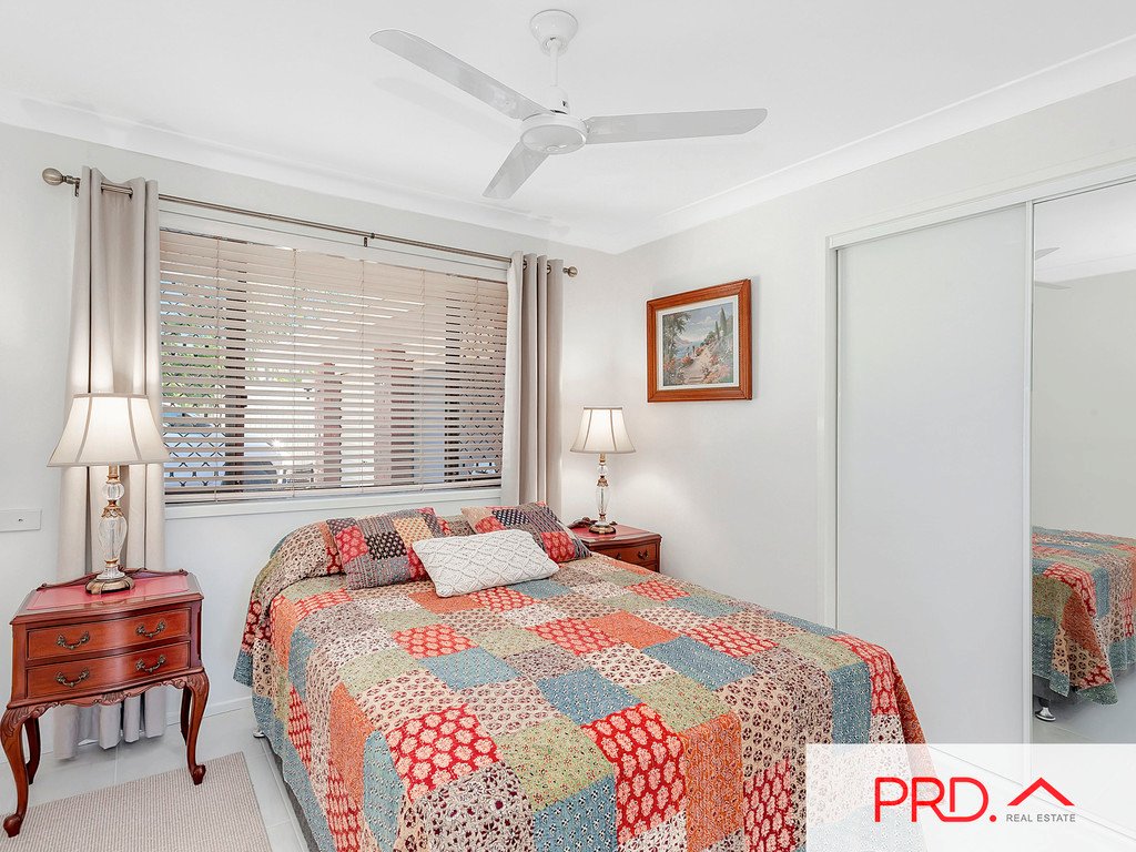 2/68 Treeview Drive BURLEIGH WATERS 7