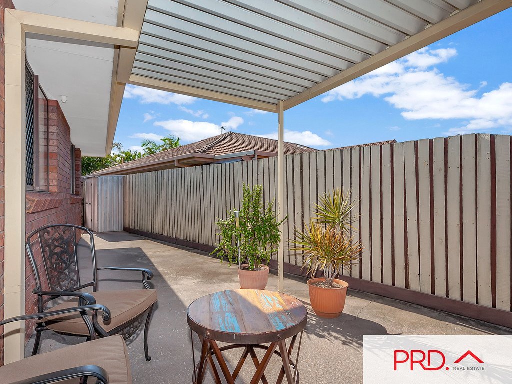 2/68 Treeview Drive BURLEIGH WATERS 11