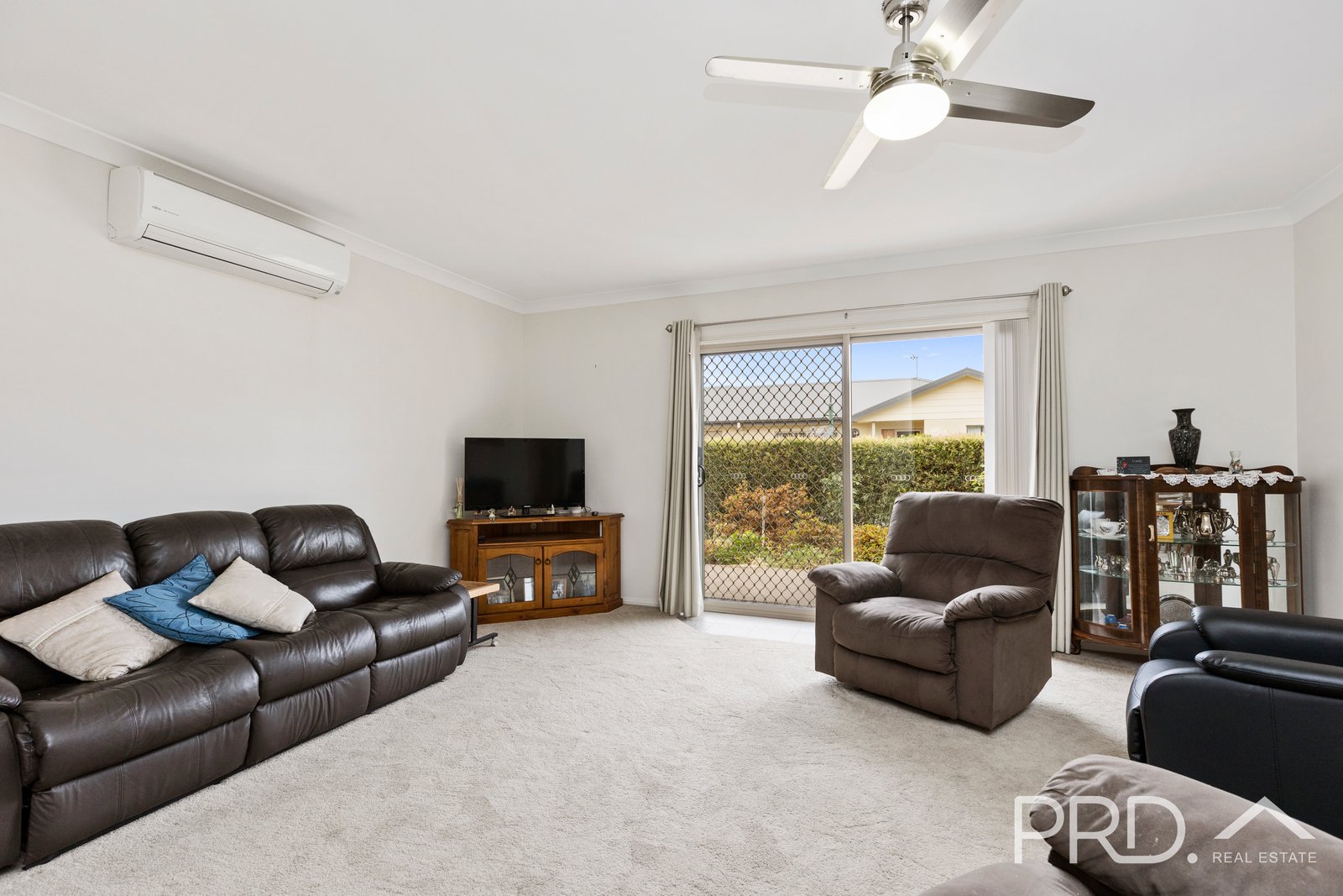 26/84 Currawong Road TUMUT 9