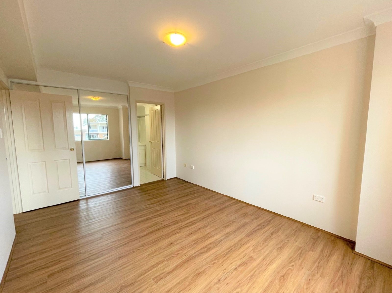 26/9-13 West Street HURSTVILLE 6