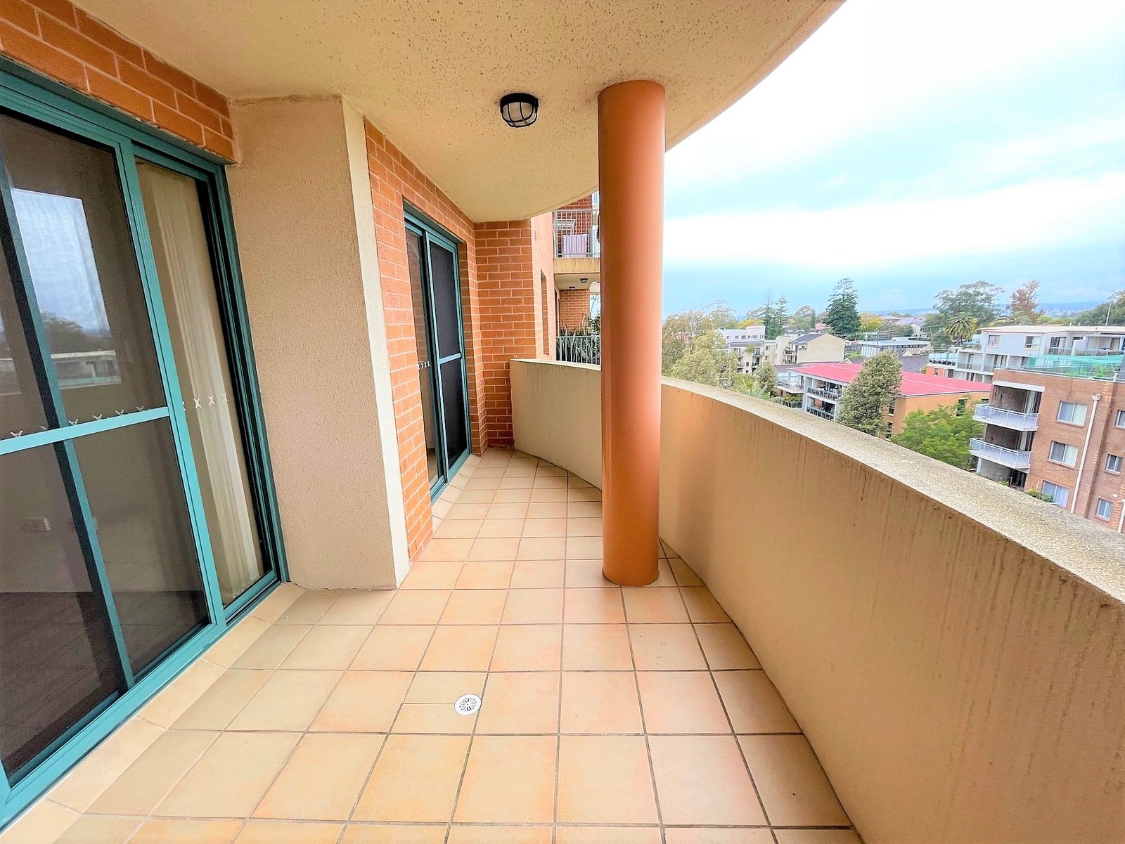 26/9-13 West Street HURSTVILLE 10