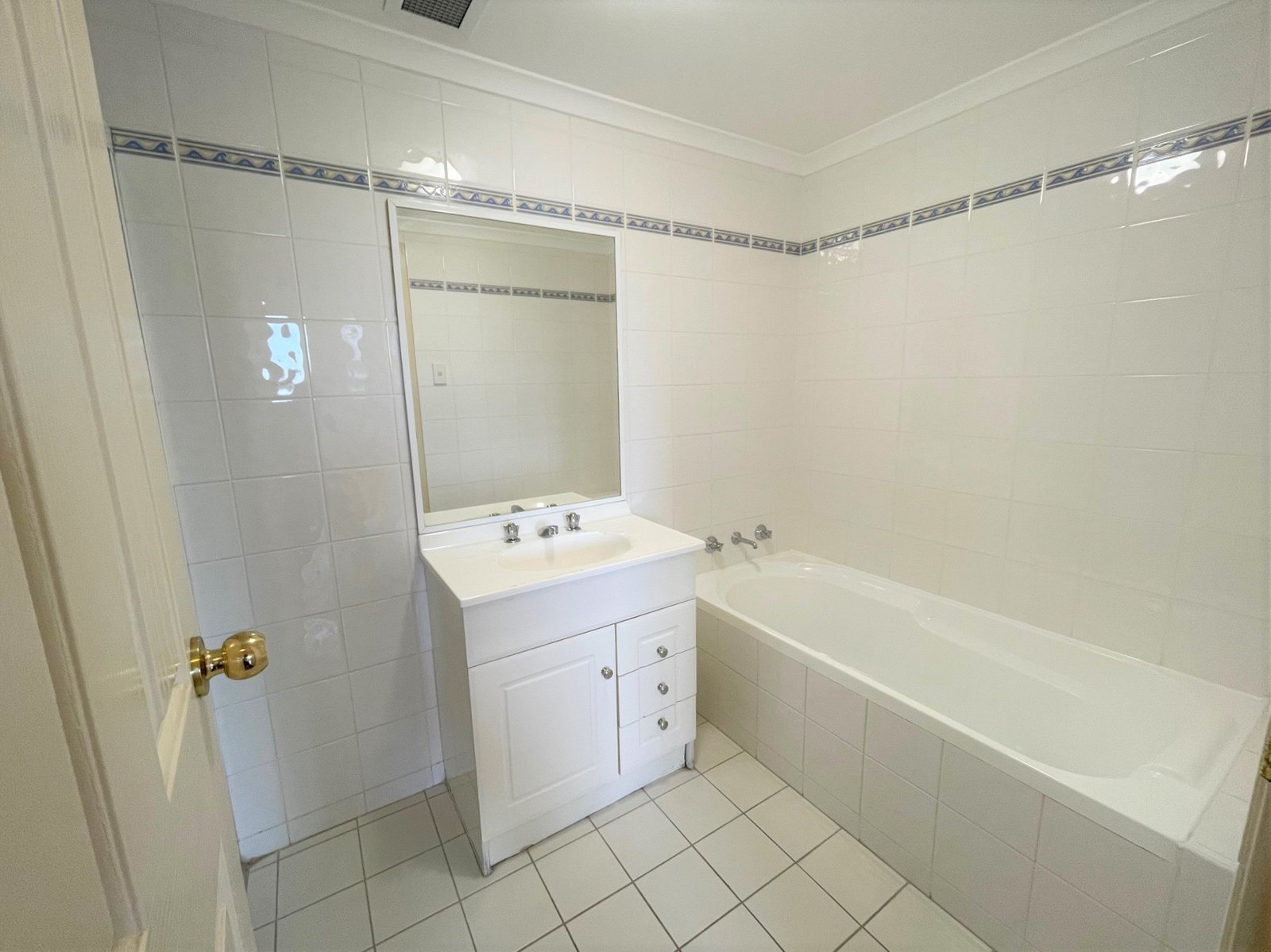 26/9-13 West Street HURSTVILLE 5