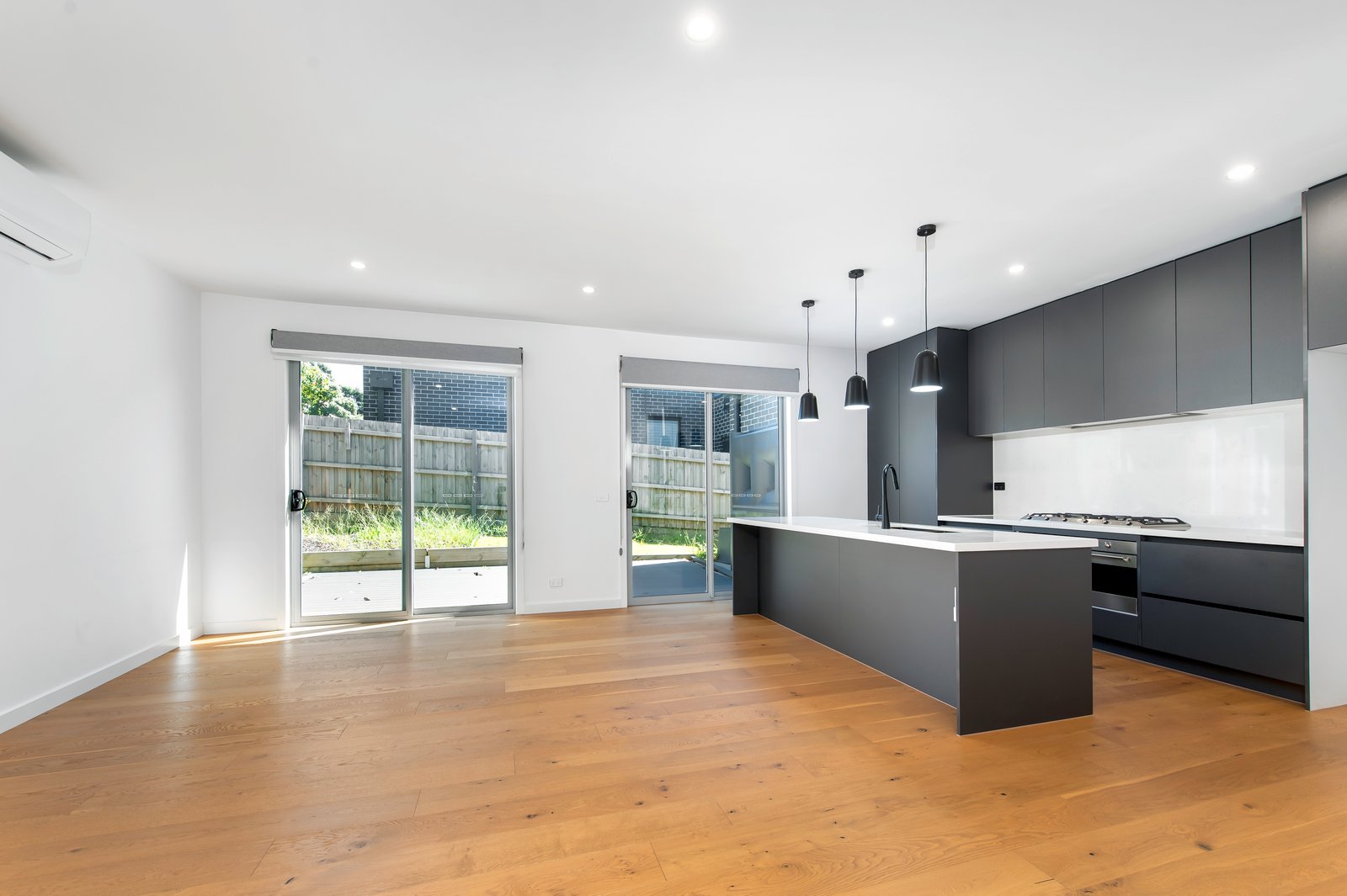 Gallery: 2/69 Blackburn Road