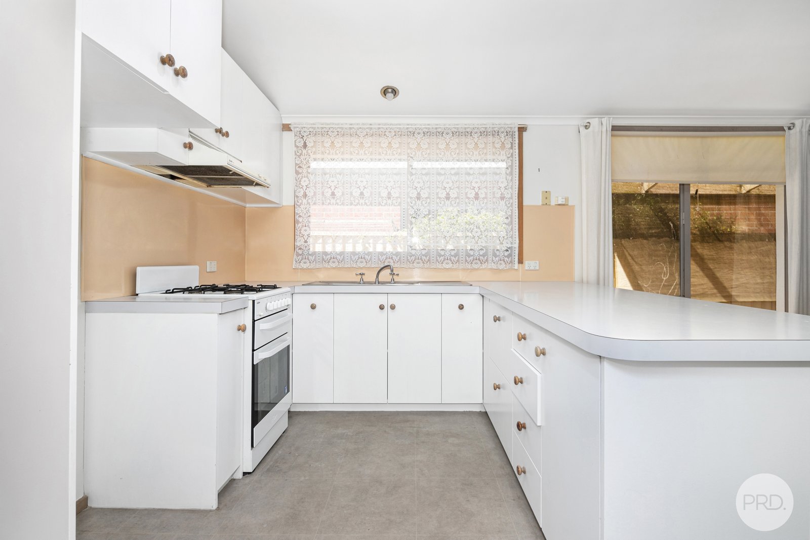 2/69 Gillies Street South ALFREDTON 2