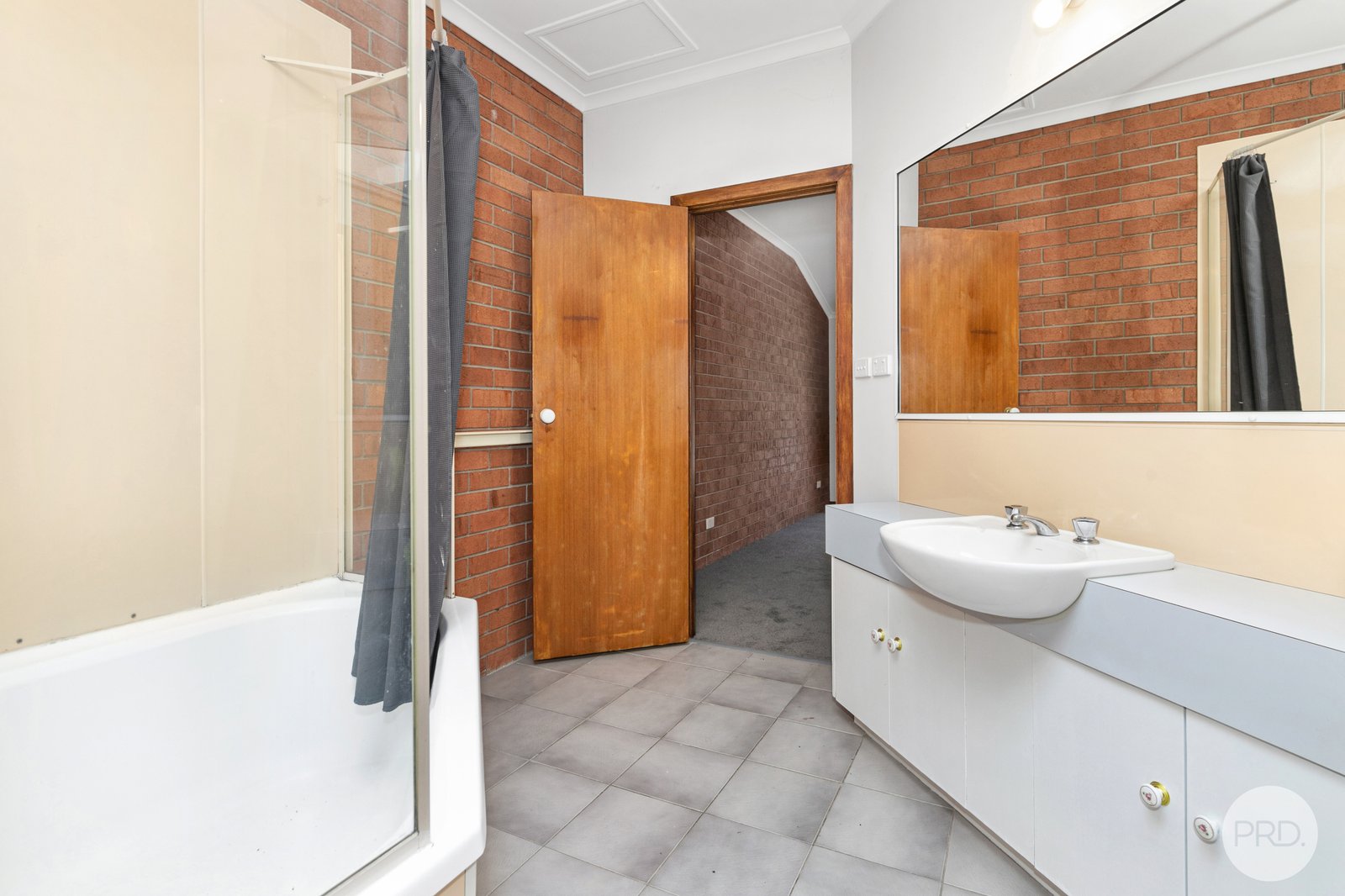 2/69 Gillies Street South ALFREDTON 10