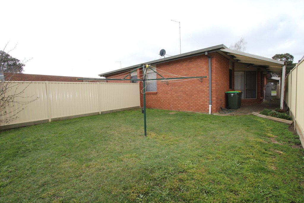 2/69 Gillies Street South ALFREDTON 5