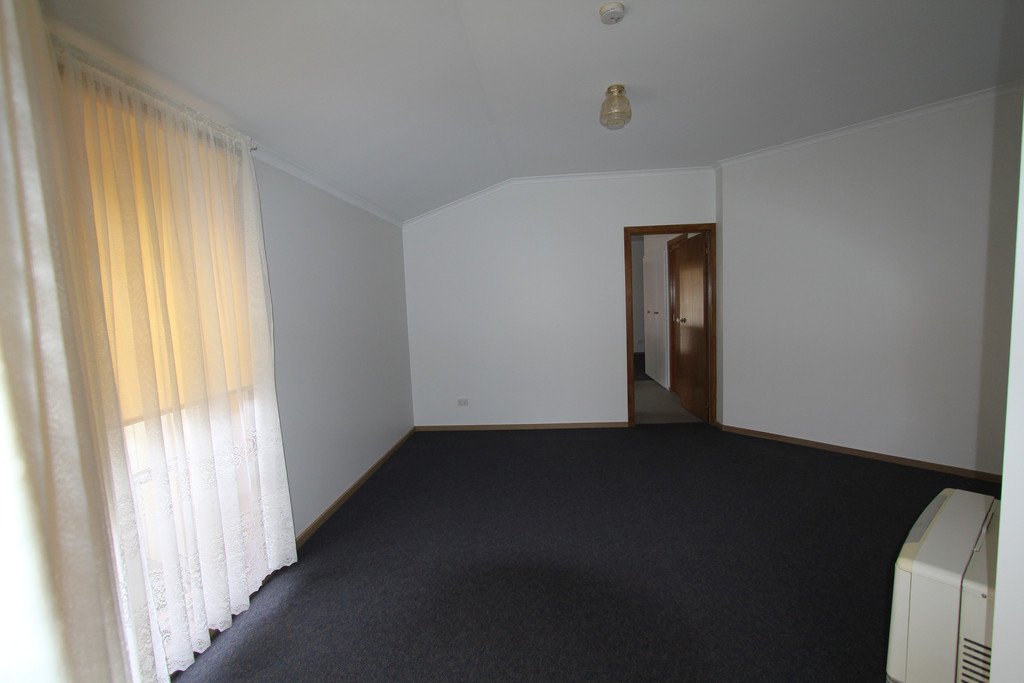 2/69 Gillies Street South ALFREDTON 6