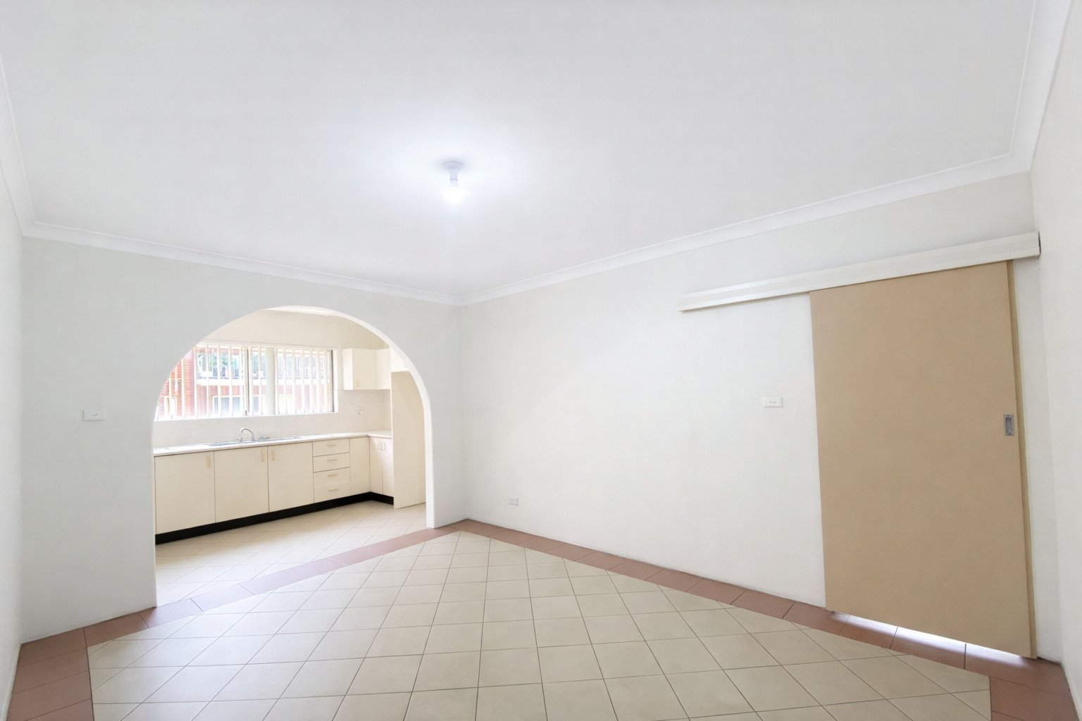 2/69 Memorial Avenue LIVERPOOL 3