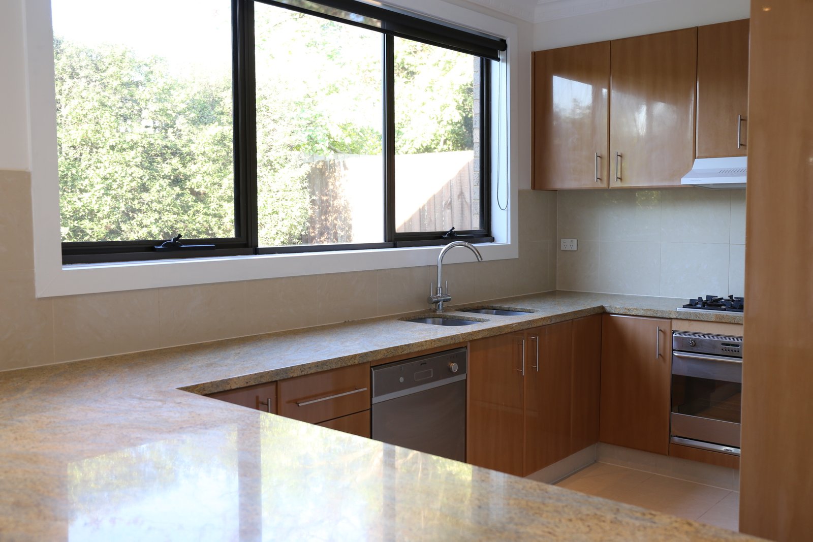 Gallery: 2/69 Mortimore Street