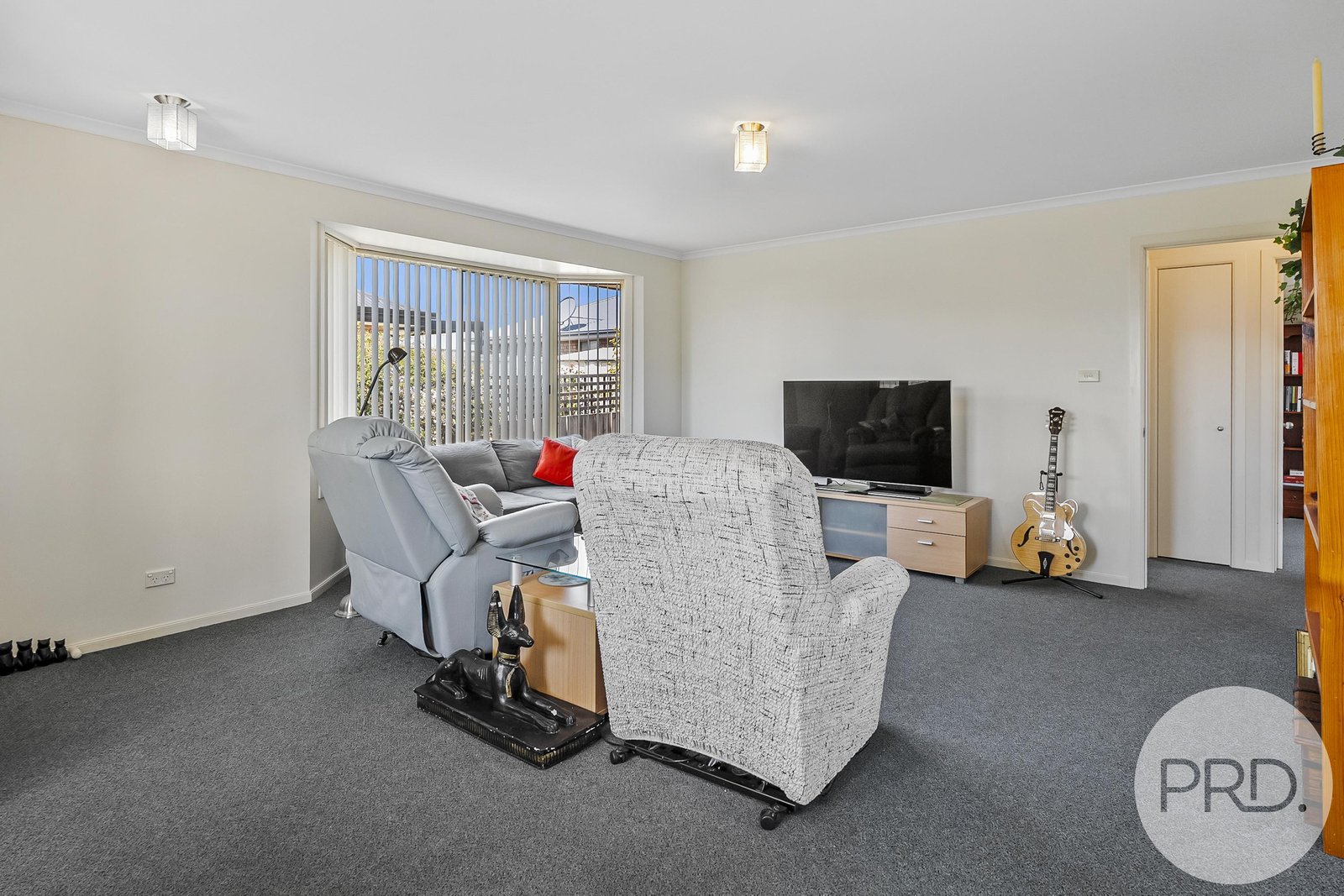 2/69 William Street BRIGHTON 7