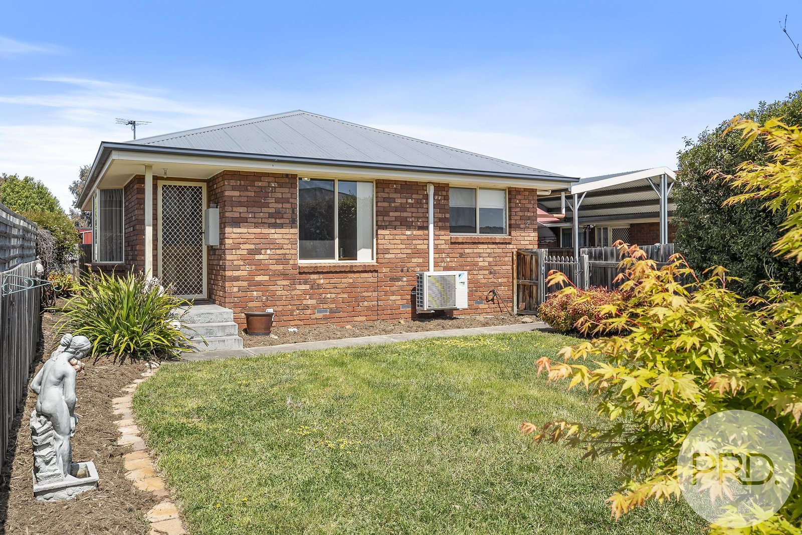 2/69 William Street BRIGHTON 1