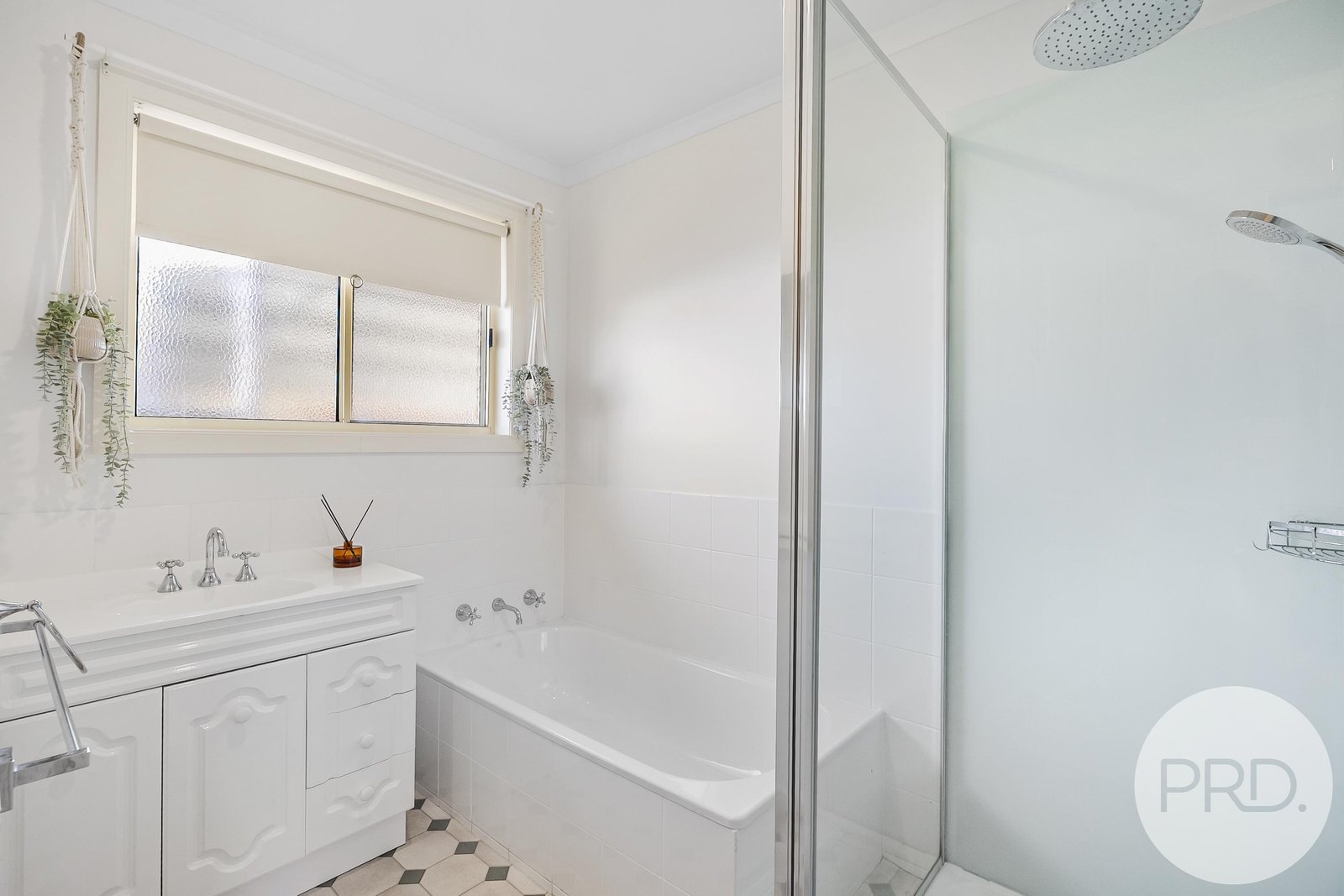 2/69 William Street BRIGHTON 16