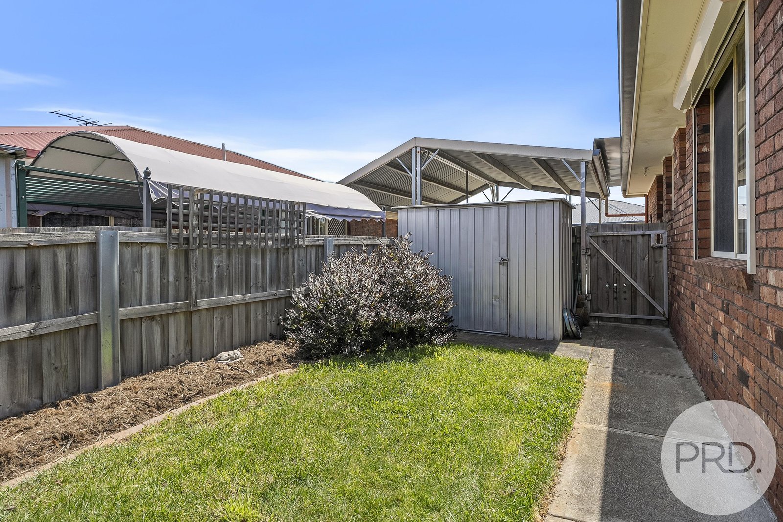 2/69 William Street BRIGHTON 19