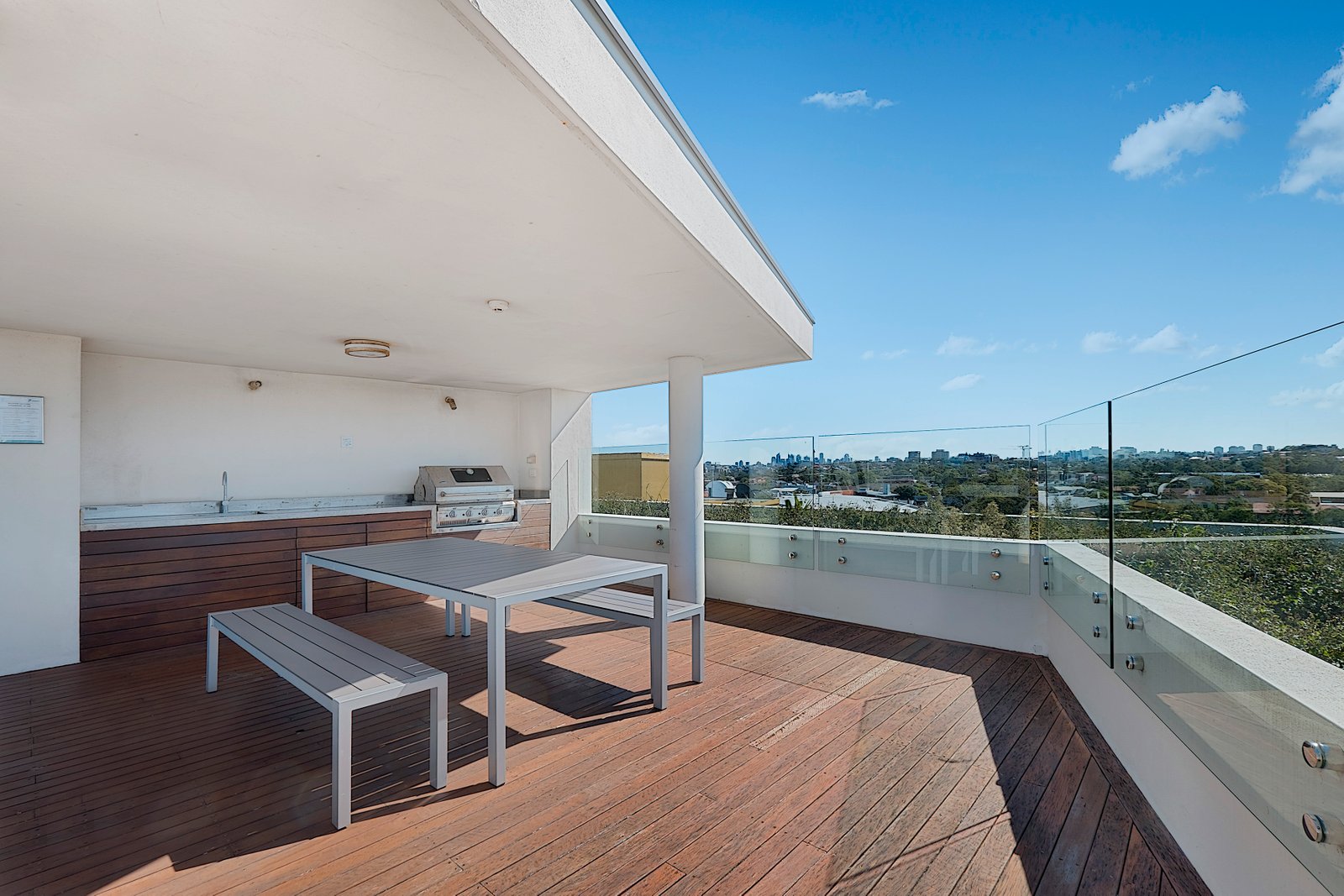 2/693 Anzac Parade MAROUBRA 6