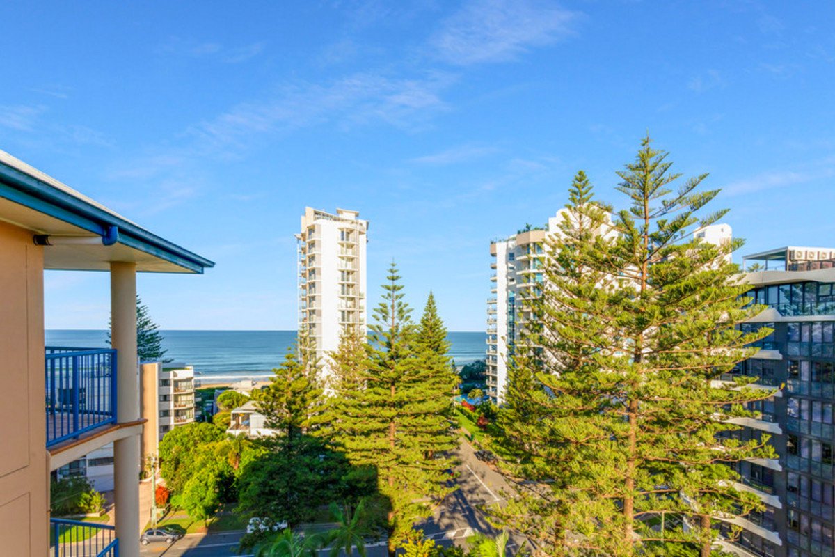 26/93 Old Burleigh Road Broadbeach 1