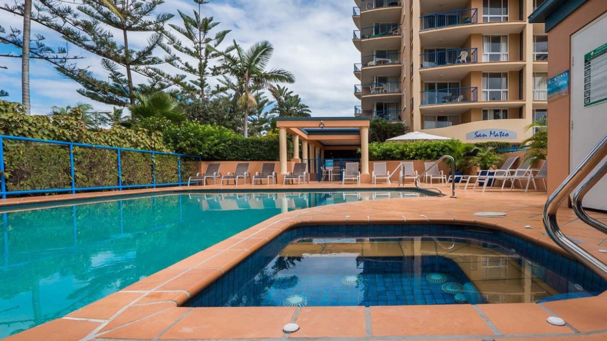 26/93 Old Burleigh Road Broadbeach 12