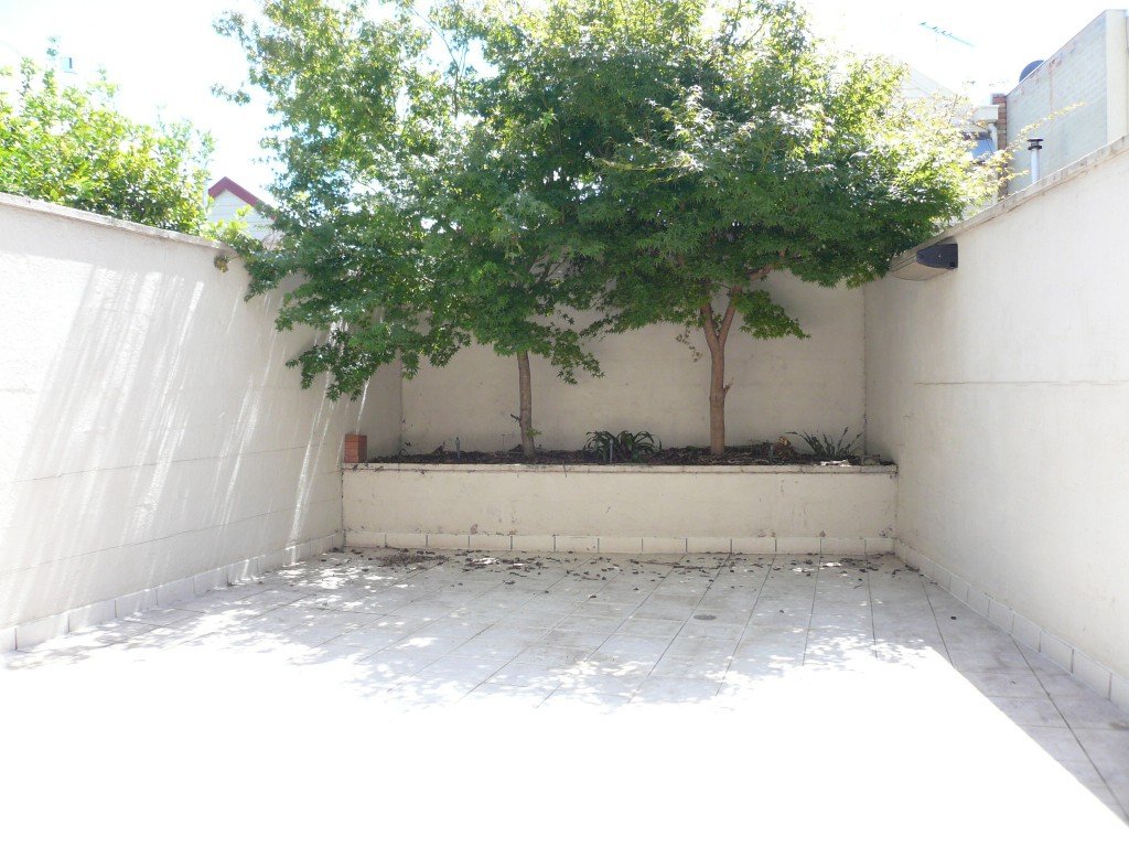 Gallery: 26/95-107 Cruikshank Street