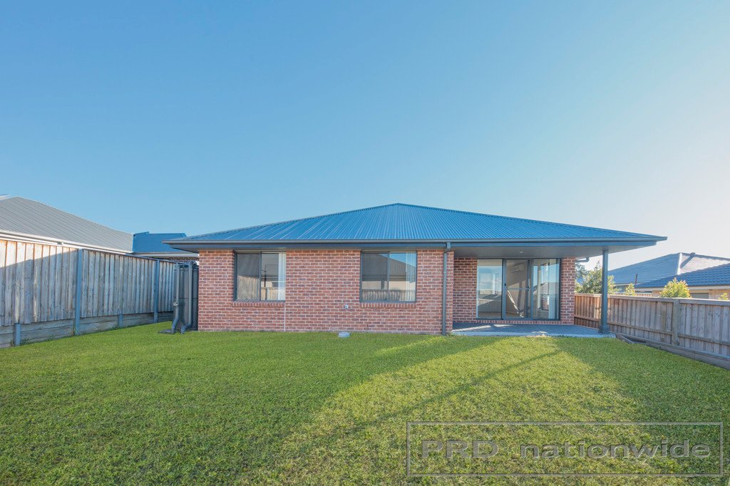26a Finch Crescent ABERGLASSLYN 14