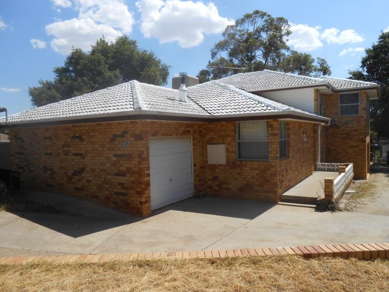 26A John Street TAMWORTH 1