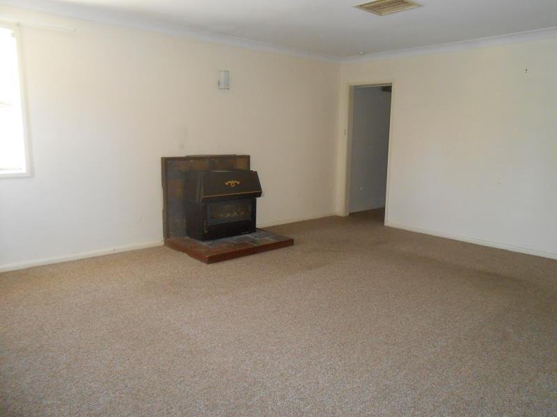 26A John Street TAMWORTH 4