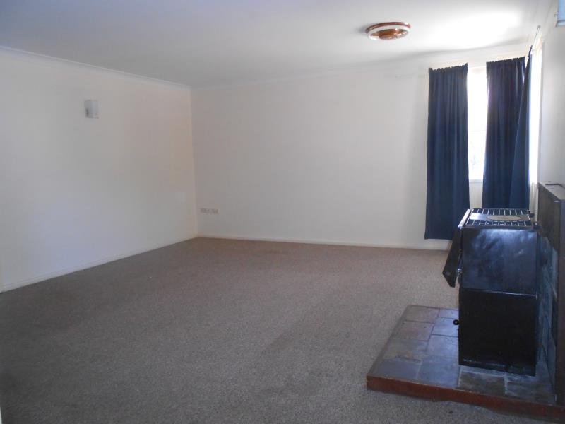 26A John Street TAMWORTH 5