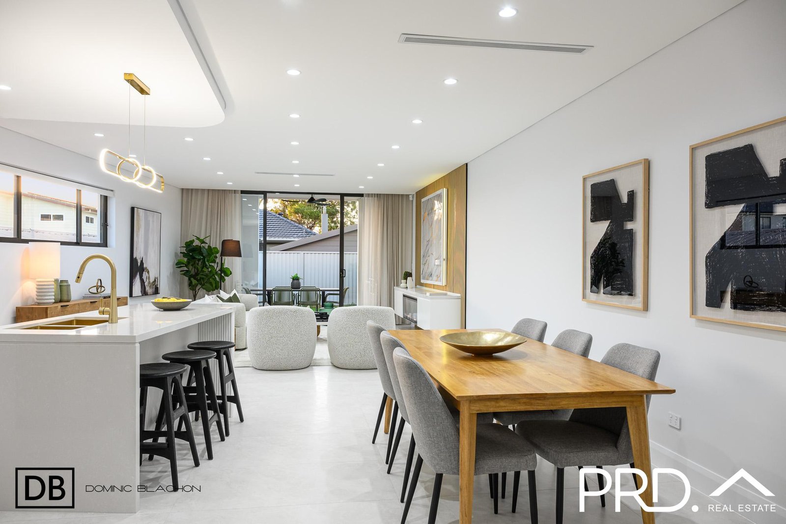 26a Kathleen Parade PICNIC POINT 2