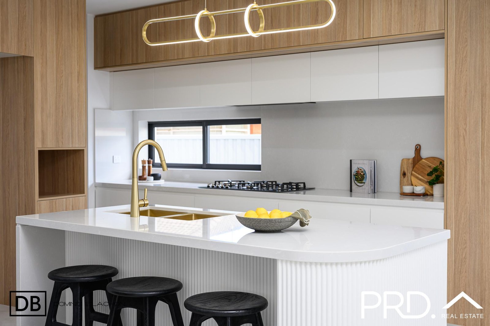 26a Kathleen Parade PICNIC POINT 4