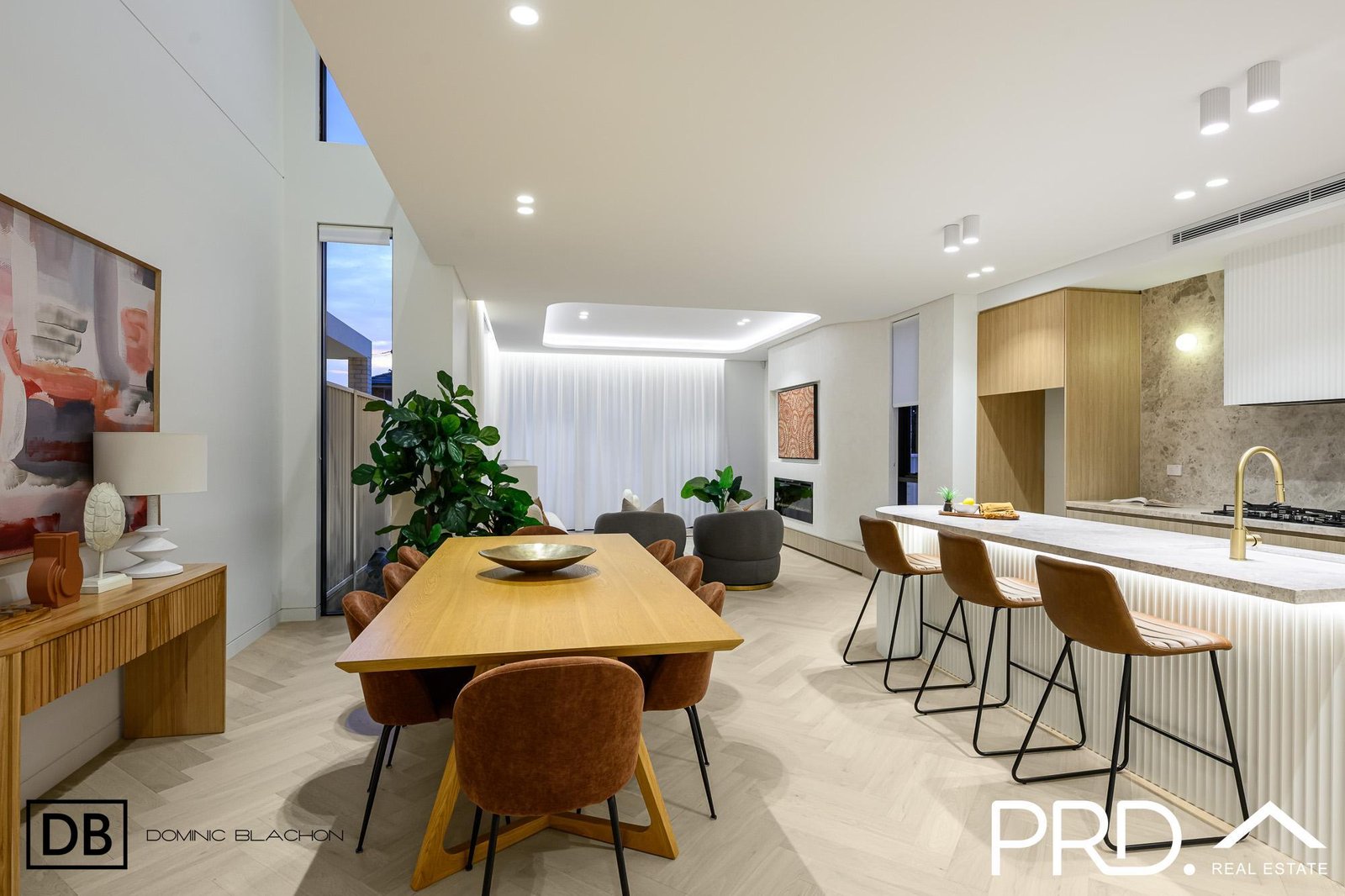 26a Knight Avenue PANANIA 2