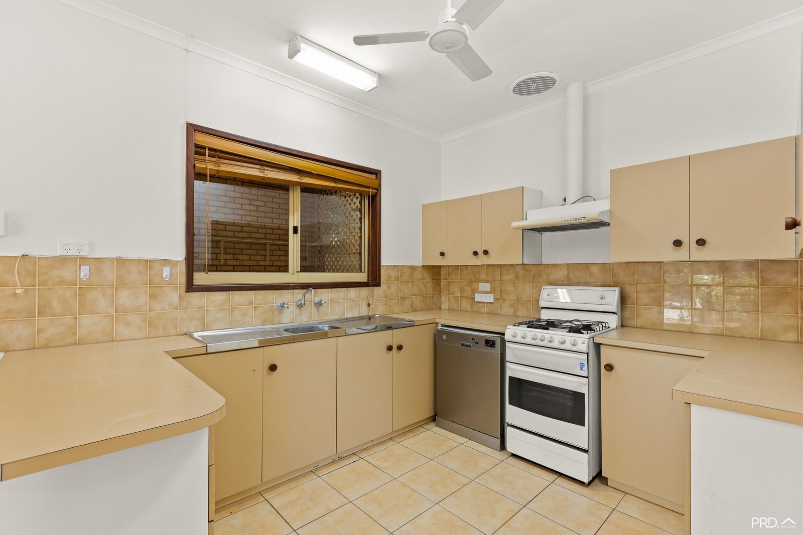 26b De Marchi Road CABLE BEACH 7
