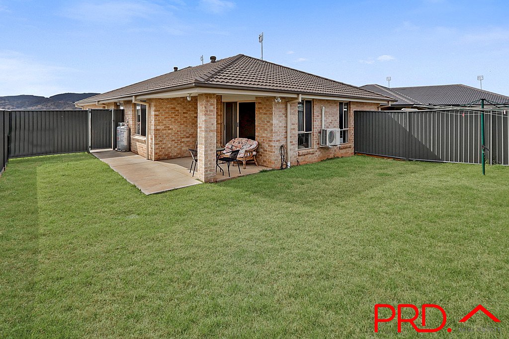 26B Eagle Avenue TAMWORTH 3