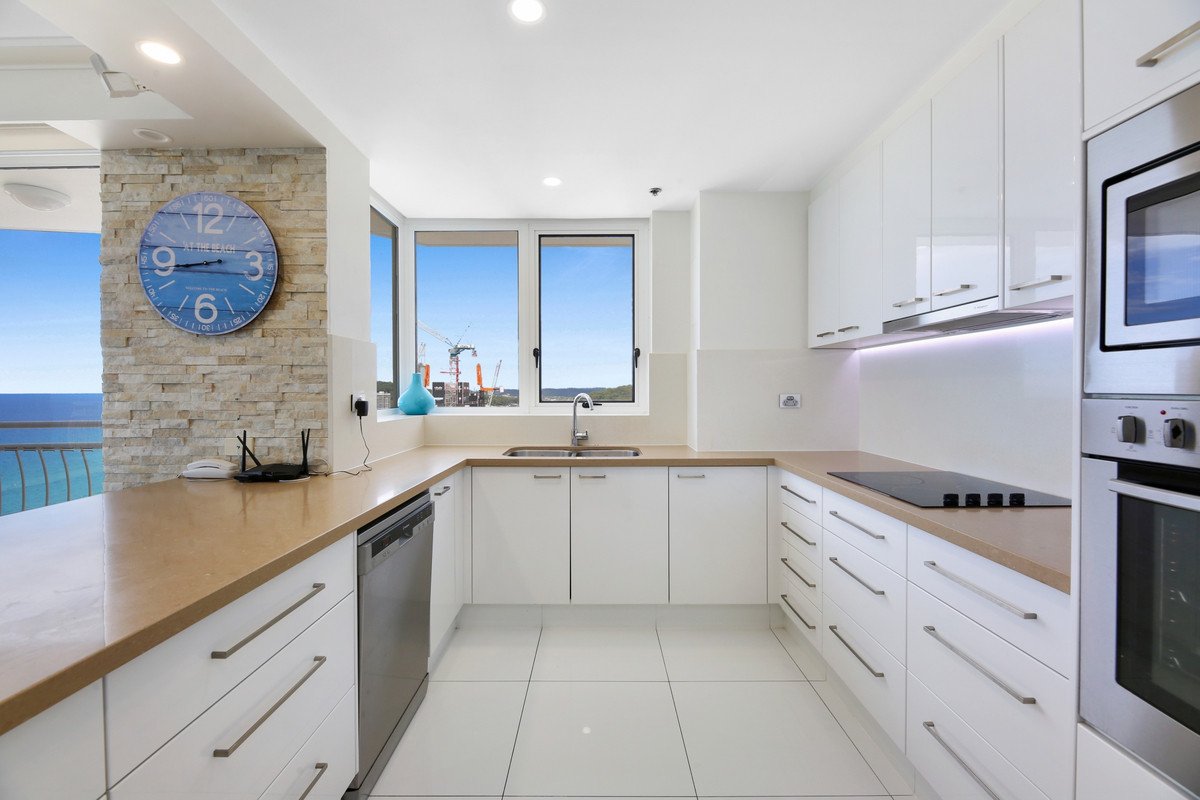 26E/3 Second Avenue Burleigh Heads 7