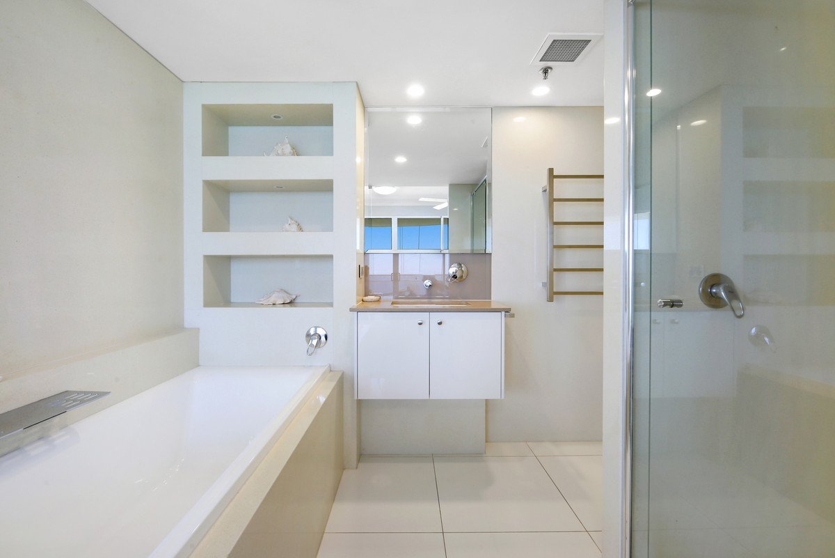 26E/3 Second Avenue Burleigh Heads 15