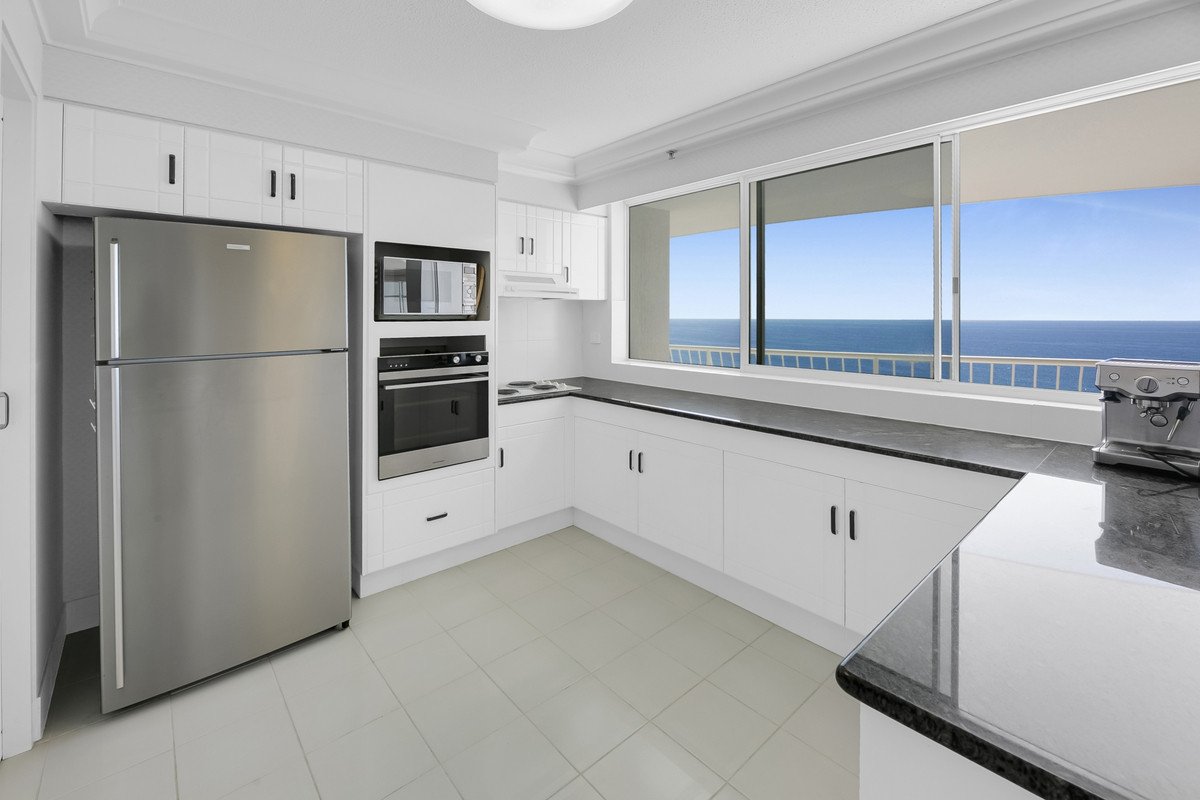 26H/238 The Esplanade Burleigh Heads 6