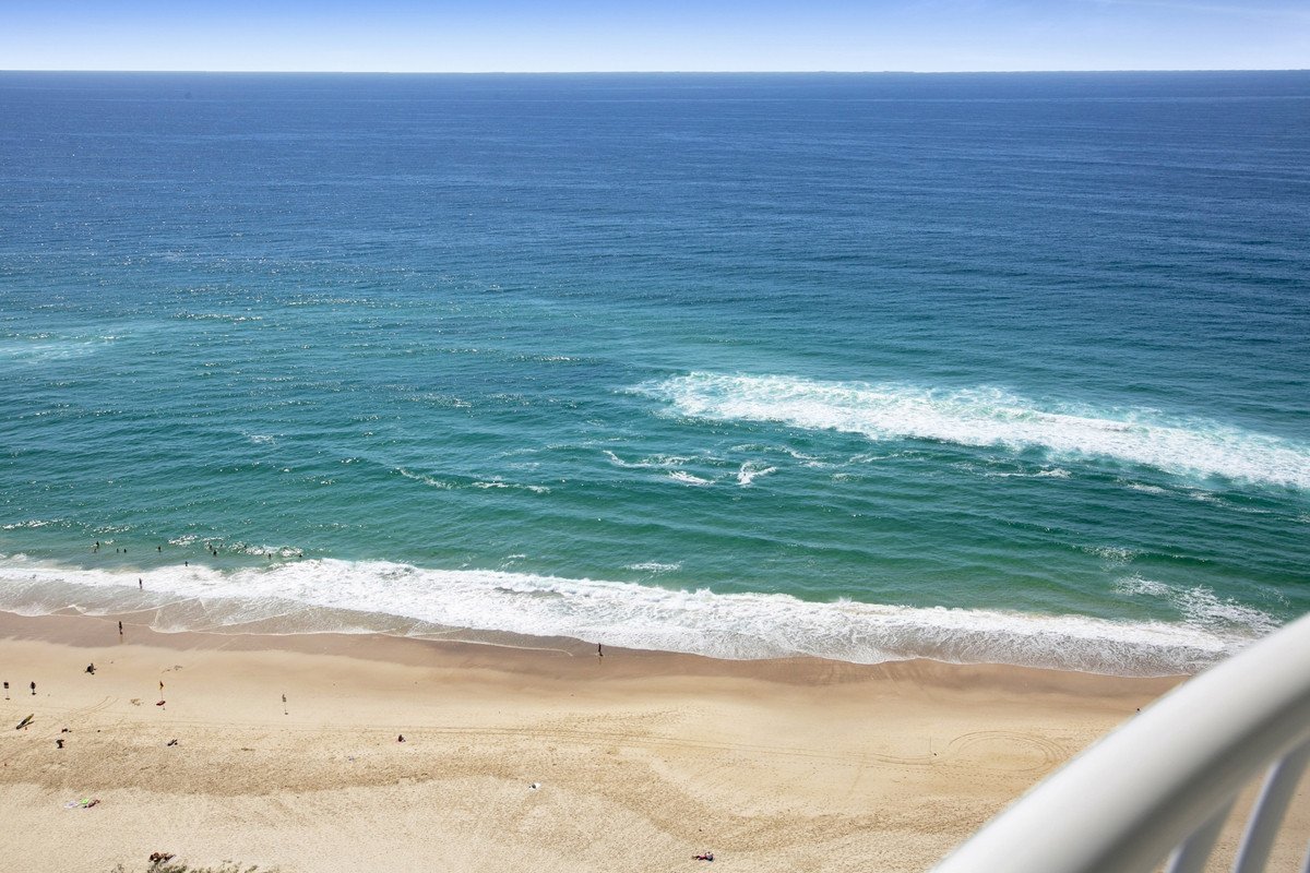 26H/238 The Esplanade Burleigh Heads 13