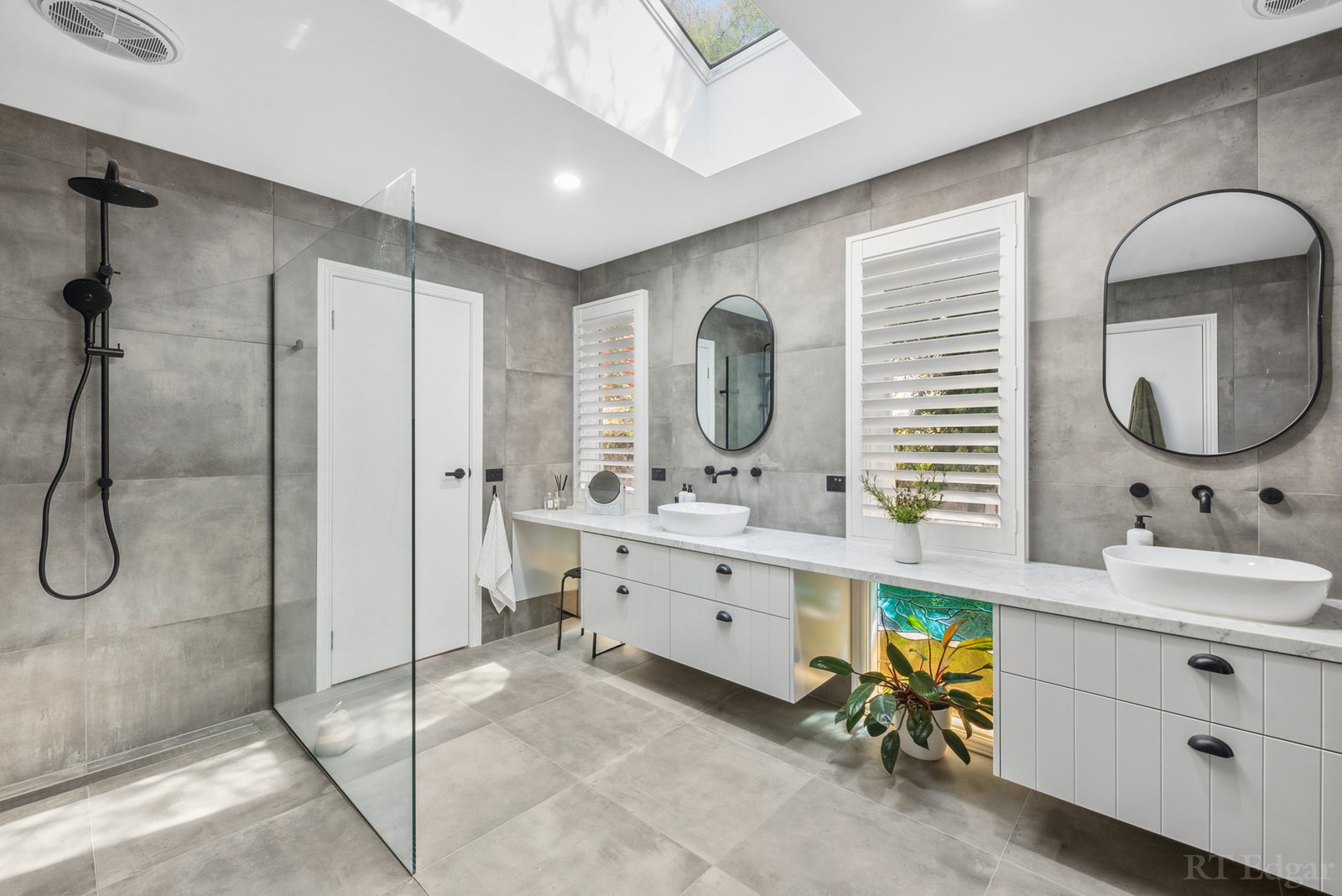 Real Estate and Property in 27-29 Kalinga Road, Ocean Grove, VIC