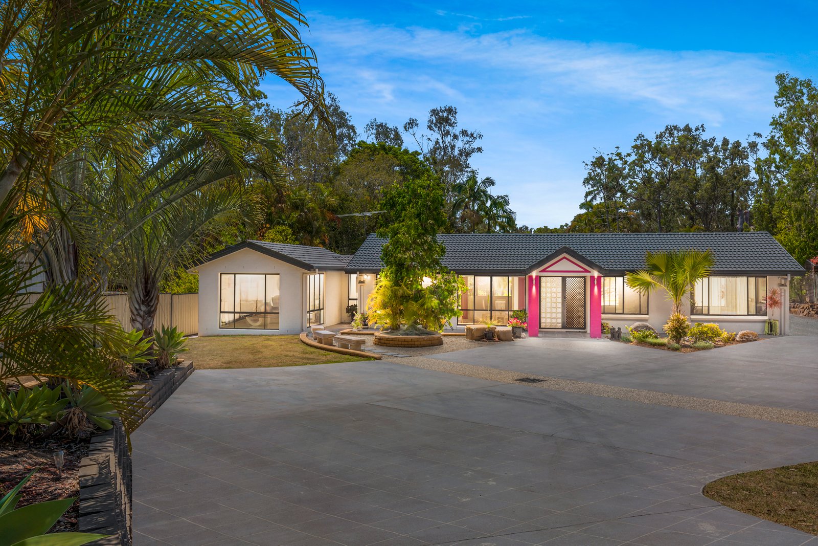 2729 Poinciana Drive, Boronia Heights QLD 4124