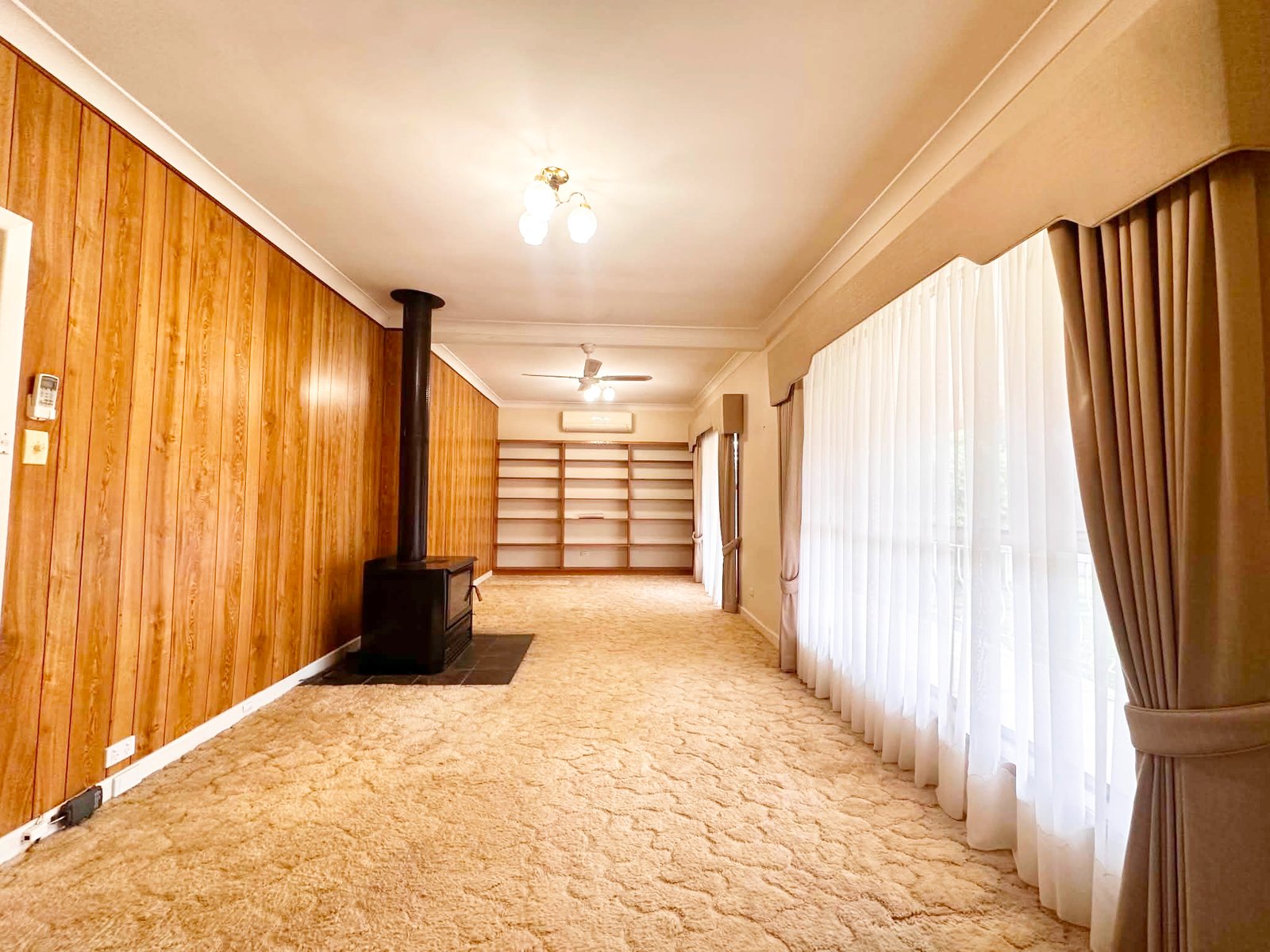 27-31 Mate Street TUMBARUMBA 4