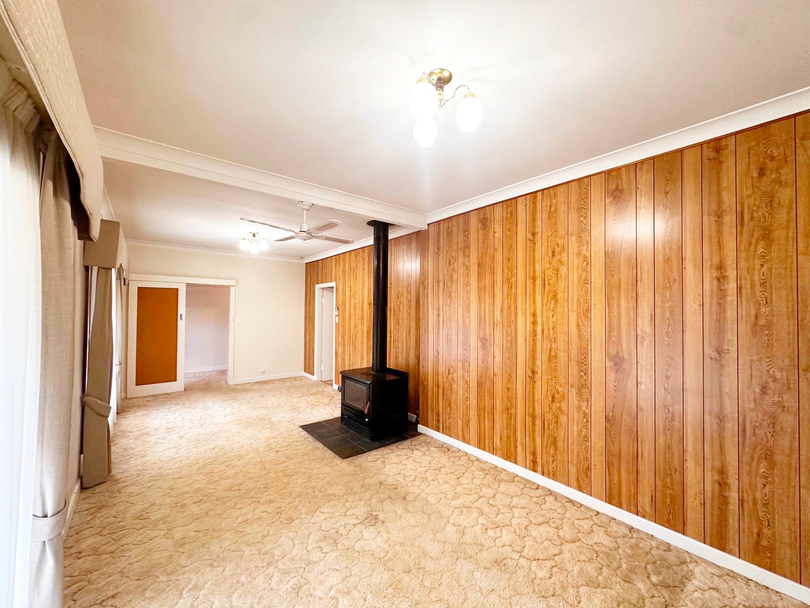 27-31 Mate Street TUMBARUMBA 5