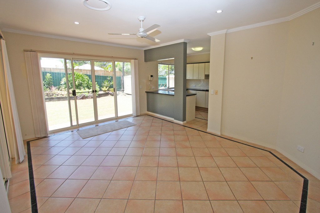 27 Abby Crescent ASHMORE 7