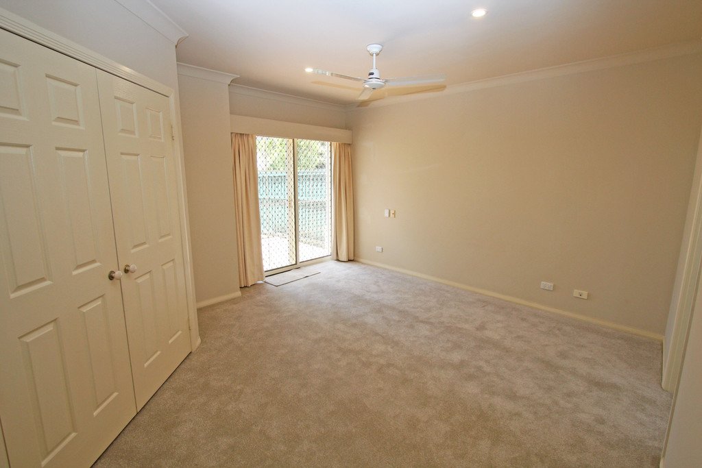 27 Abby Crescent ASHMORE 9