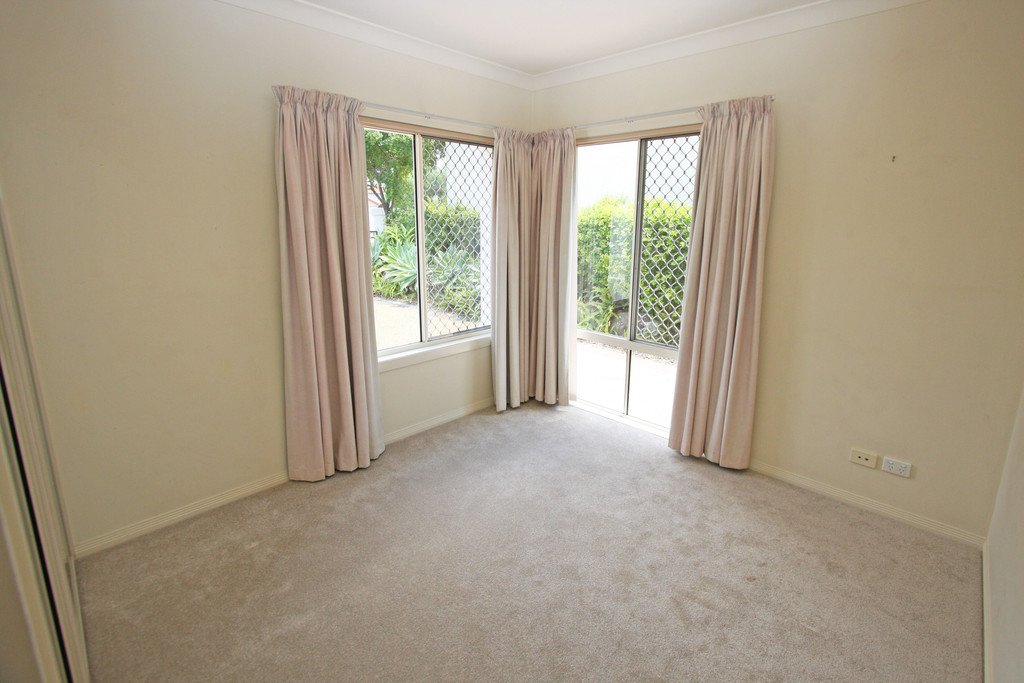 27 Abby Crescent ASHMORE 13