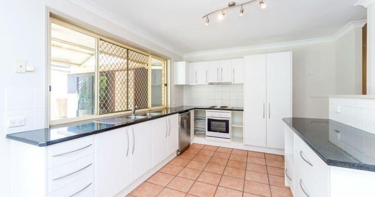 27 Alcott Court PARKWOOD 3