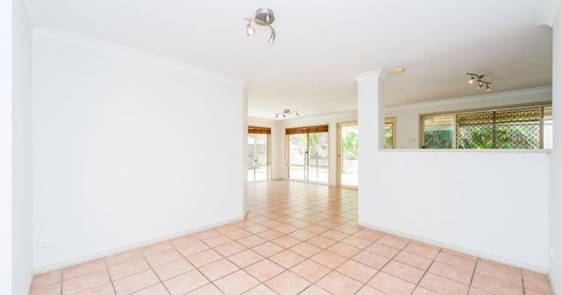 27 Alcott Court PARKWOOD 5